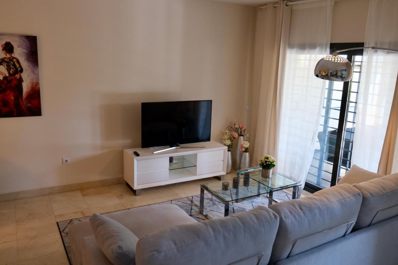 אסטפונה Alegria De Vivir Exclusiv 2 Bedroom Appartment Pool, Parking, Wifi, Netflix, Padel And More מראה חיצוני תמונה